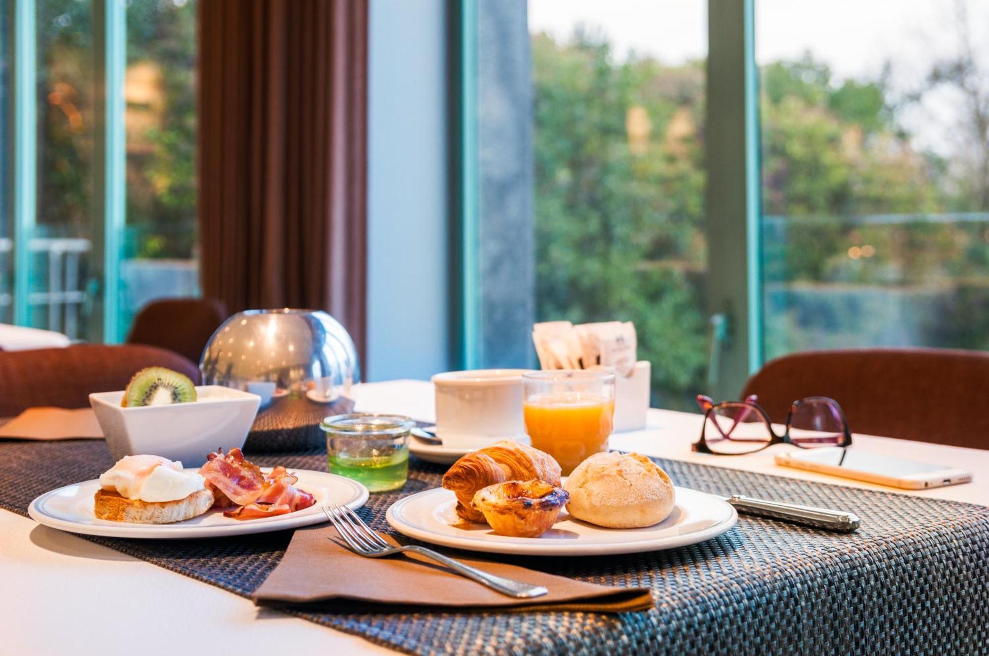 Hotel De Guimaraes Business & Spa Eksteriør bilde