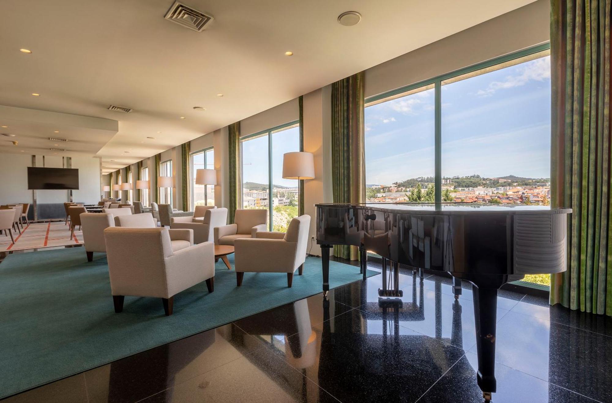 Hotel De Guimaraes Business & Spa Eksteriør bilde