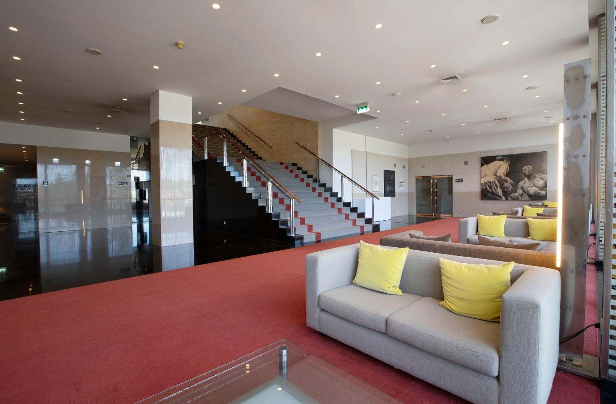Hotel De Guimaraes Business & Spa Eksteriør bilde